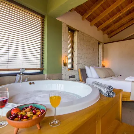 Iskenderun Sleeps 4 With Pool Air Con And Wifi *